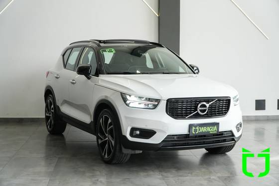 VOLVO XC40 2.0 T5 GASOLINA R-DESIGN AWD GEARTRONIC VOLVO XC40 2.0 T5 GASOLINA R-DESIGN AWD GEARTRONIC